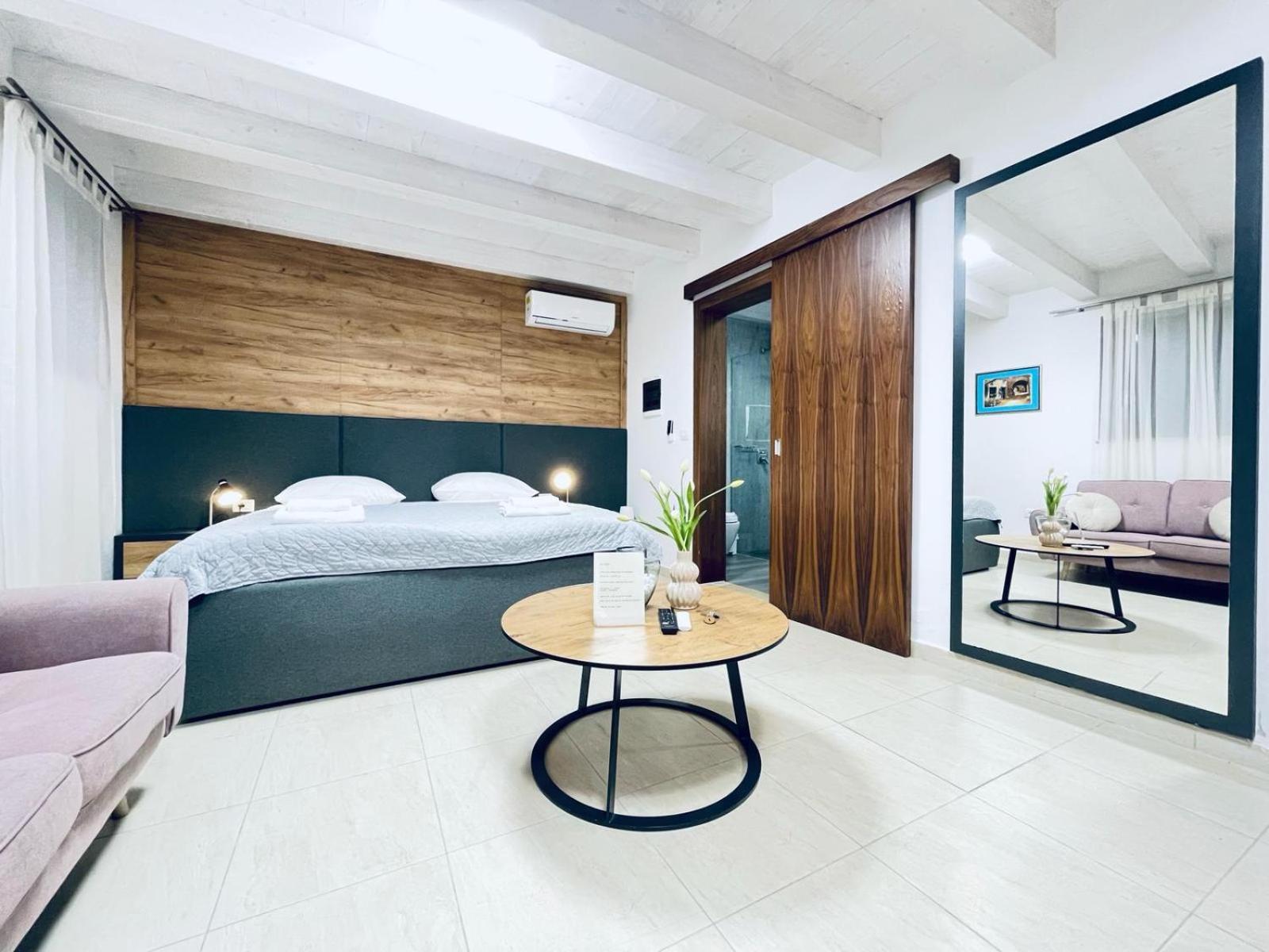 Fazana City Rooms With Free Parking Buitenkant foto