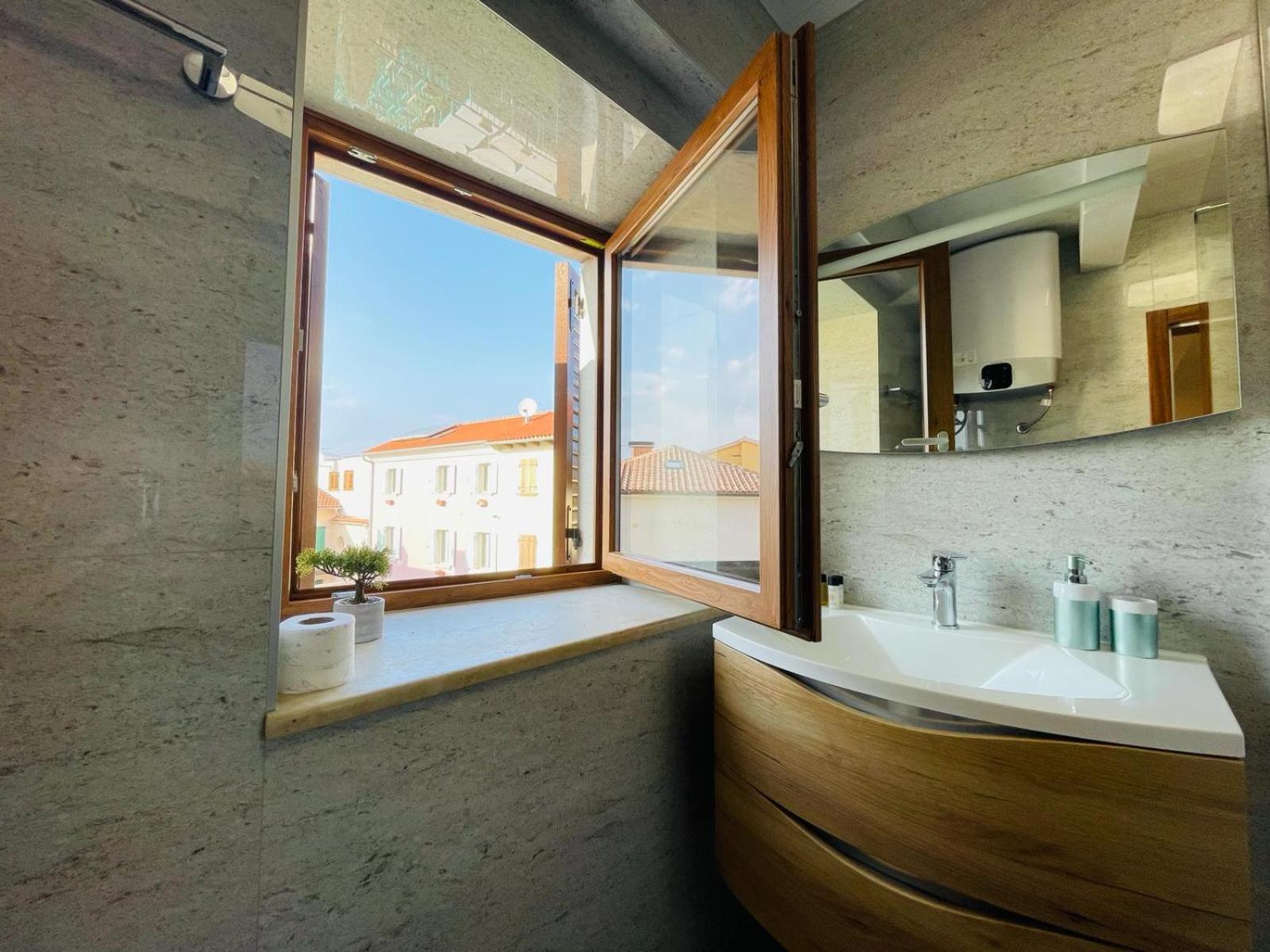 Fazana City Rooms With Free Parking Buitenkant foto