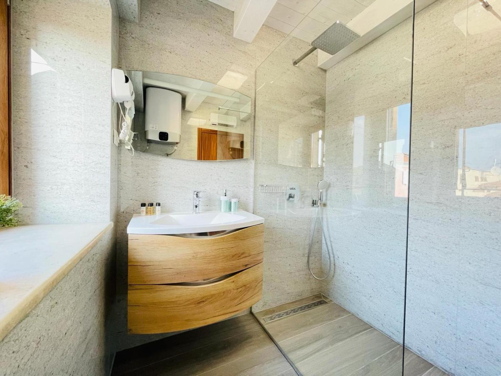 Fazana City Rooms With Free Parking Buitenkant foto