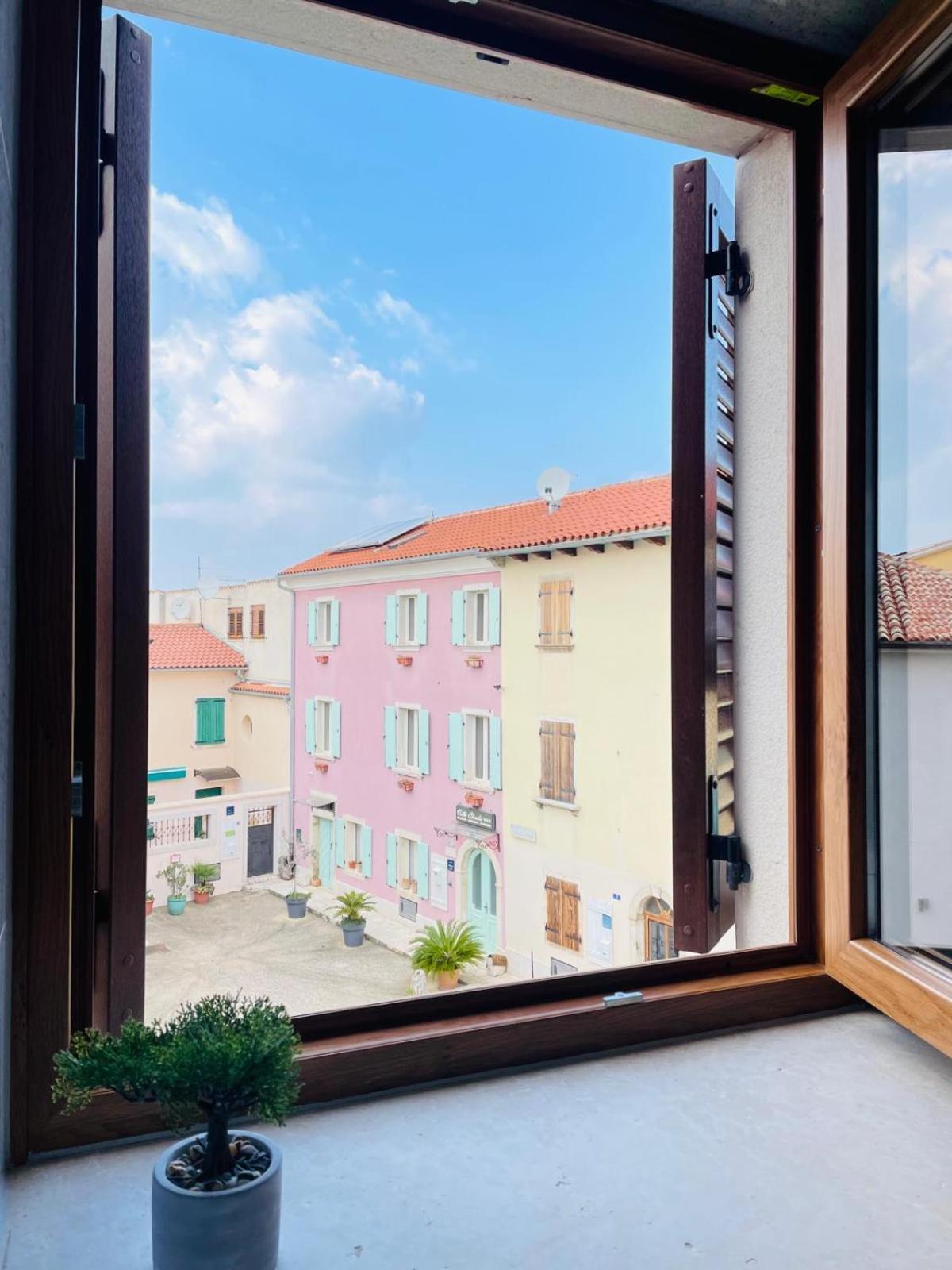 Fazana City Rooms With Free Parking Buitenkant foto